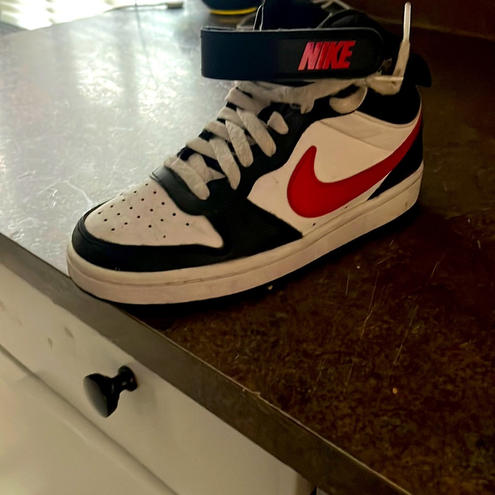 Nike shoes